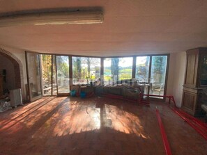 Room, 1 Bedroom, Smoking, Private Pool | Property entrance