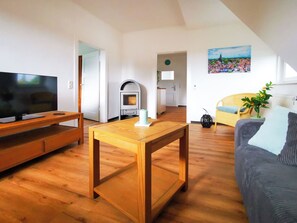 Smart-tv och eldstad