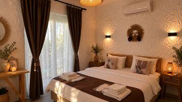 Superior Room, Balcony, Garden View | Soundproofing, free WiFi