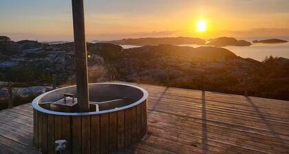 Panoramautsikt over kyst og skjærgård