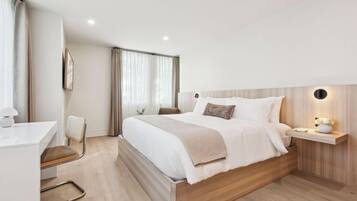 2 bedrooms, iron/ironing board, travel crib, WiFi