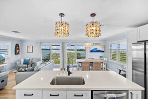 House | 2 bedrooms, Internet