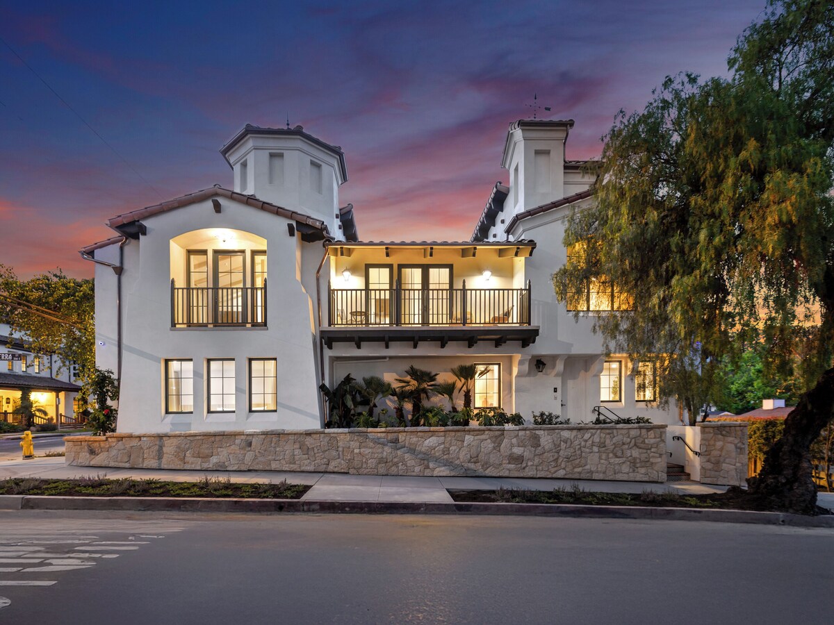 Casa Riviera 13 - Boutique Suites