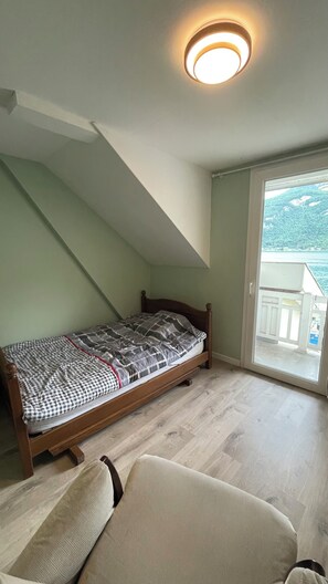 4 sovrum, strykjärn/strykbräda, gratis wi-fi och sängkläder