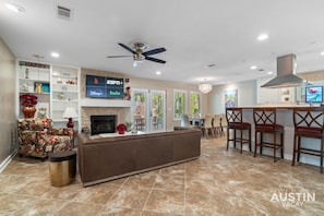 Interior - Backyard Pool, Hot Tub, Outdoor Kitchen│Free Parking + EV Station in N. Austin! (Austin)