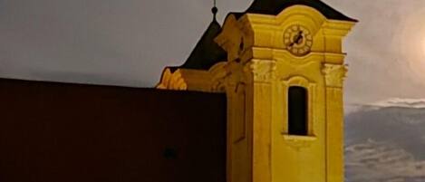 Departamento Deluxe, balcón, vista al jardín | Vista del balcón