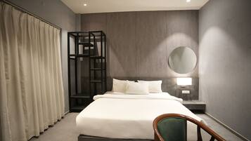 7 slaapkamers, een strijkplank/strijkijzer, wifi, beddengoed