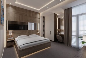 4 bedrooms, iron/ironing board, WiFi