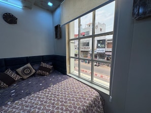 Comfort Double Room, City View | Free WiFi - The Kwality Residency (Mathura)