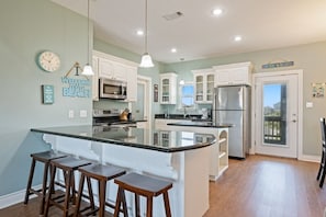 Maison, 3 chambres | Cuisine privée | Réfrigérateur, four, cafetière/bouilloire, grille-pain