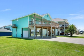 House, 3 Bedrooms | Exterior