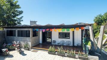 Fachada de la propiedad