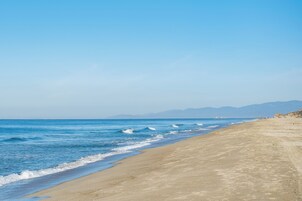 Una playa cerca
