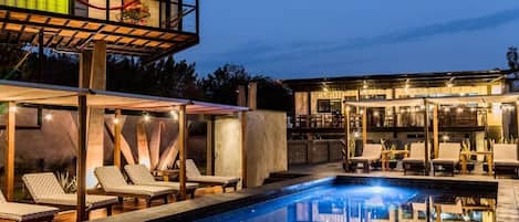 Outdoor pool, open 8:00 AM to 10:00 PM, pool umbrellas, sun loungers