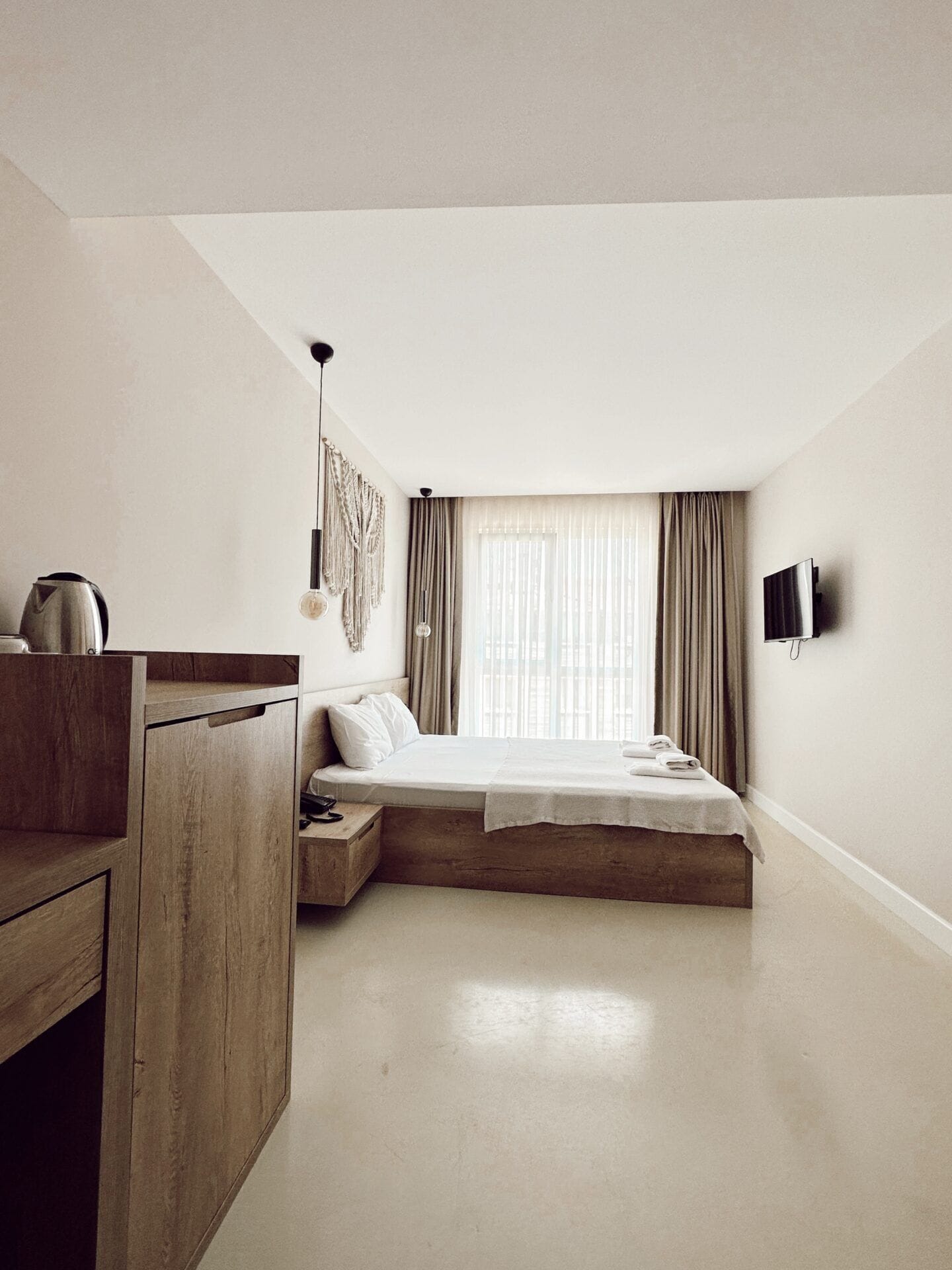 家庭四人房 | 高档床上用品、羽绒被、加厚床垫、客房内保险箱