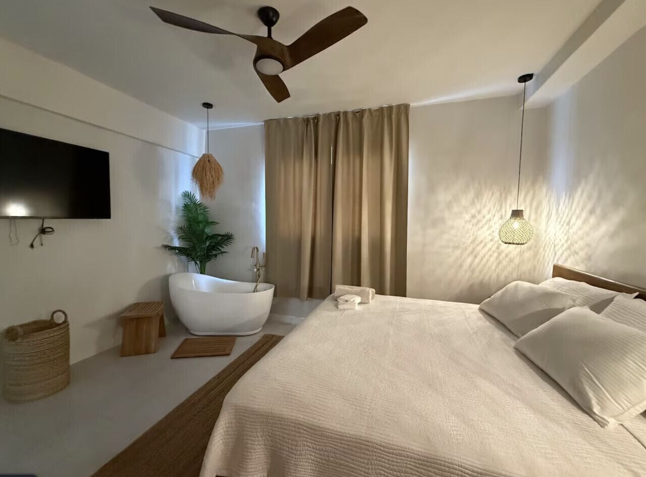14 habitaciones, wifi gratis y ropa de cama 