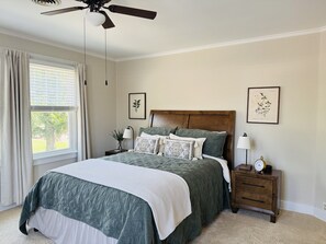 4 bedrooms, free WiFi, bed sheets