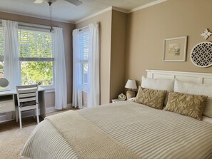 4 bedrooms, free WiFi, bed sheets