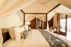 3 chambres, coffres-forts dans les chambres, fer et planche à repasser
