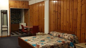 8 camere, ferro/asse da stiro, Wi-Fi gratuito, lenzuola