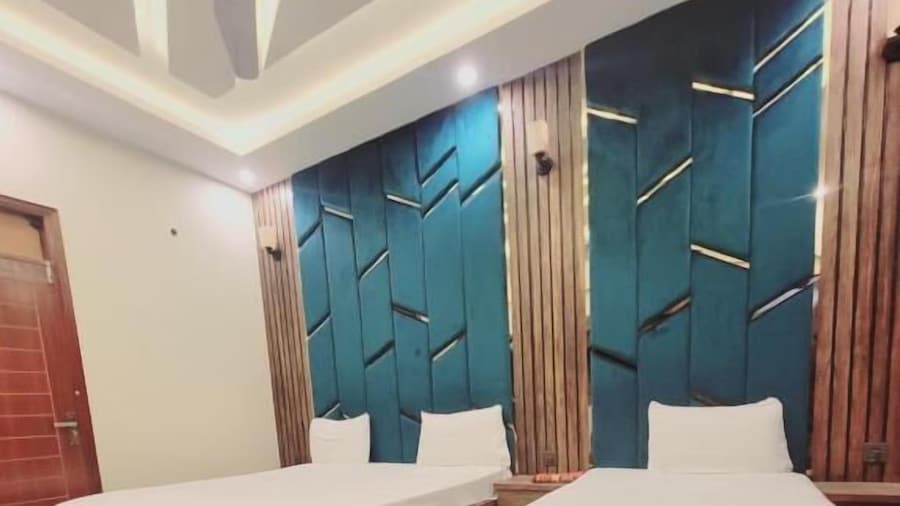 family rose guest house