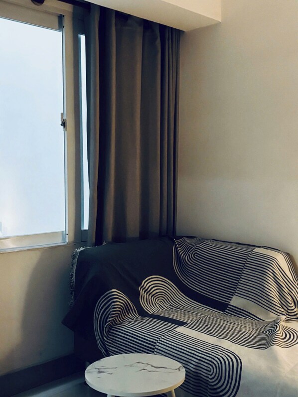 Tabla de planchar con plancha y wifi gratis 