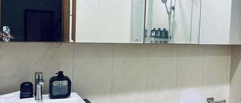 Chambre Double, vue ville | Salle de bain