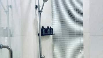 ๋๋ธ๋ฃธ, ์๋ด ์ ๋ง | ์์ค