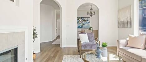 Smart-tv en een open haard