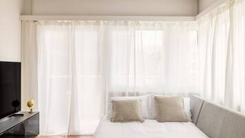 1 Schlafzimmer, Schreibtisch, BĂŒgeleisen/BĂŒgelbrett, Reisekinderbett