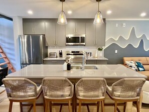 Fridge, microwave, oven, stovetop - 1 Min to Banff Gate Booth |Mountain Views, Loft Net, Kids’ Wall & Design Touches (Harvie Heights)
