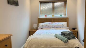 1 chambre, fer et planche Ă repasser, Wi-Fi, draps fournis