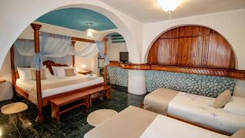 Standard Room | Minibar, free WiFi