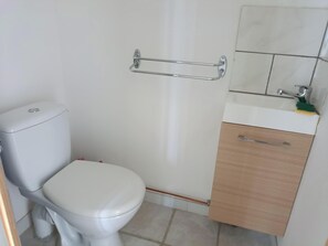 Towels, soap, toilet paper