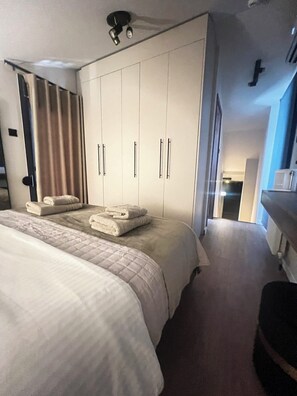 1 多间卧室、熨斗/熨衣板、旅行婴儿床、免费 WiFi