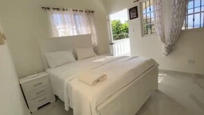 5 Schlafzimmer, Bügeleisen/Bügelbrett, WLAN, Bettwäsche