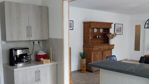 Uklassifisert bilde, 4 av 16, knapp