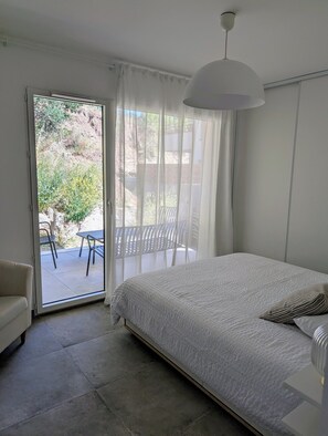 3 dormitorios, tabla de planchar con plancha, wifi y ropa de cama