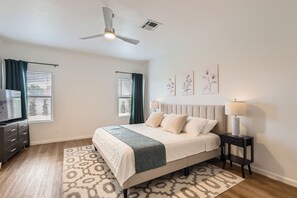 3 bedrooms, in-room safe, iron/ironing board, free WiFi