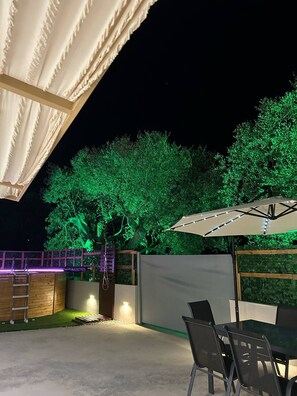 Outdoor dining - QUIET ESCAPE (CHORA MESSINIAS)