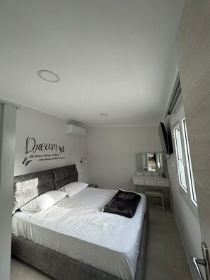 2 bedrooms, iron/ironing board, WiFi, bed sheets - QUIET ESCAPE (CHORA MESSINIAS)