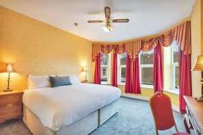 Deluxe Double Room, Lake View | Free WiFi