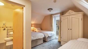 Zweibettzimmer, 3 Einzelbetten, Balkon, Seeblick | Kostenloses WLAN