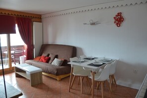 リビング エリア