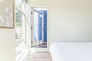 2 bedrooms, iron/ironing board, free WiFi, bed sheets - Seattle Comfort Near Lake Union & Iconic Landmarks (Seattle)