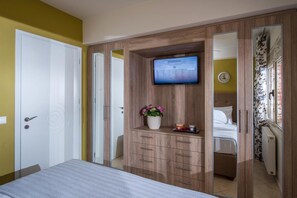 3 chambres, fer et planche à repasser, Wi-Fi, draps fournis