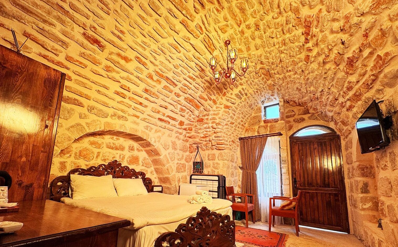 Standard Double Room, City View | Laptop workspace, blackout curtains, iron/ironing board, free WiFi