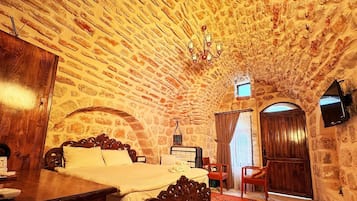 Standard Double Room, City View | Laptop workspace, blackout curtains, iron/ironing board, free WiFi
