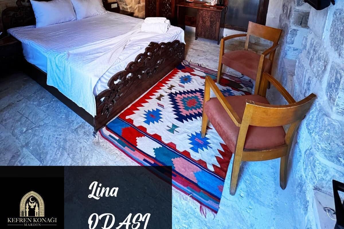 Laptop workspace, blackout curtains, iron/ironing board, free WiFi