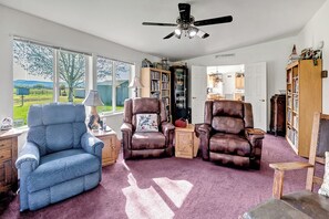 独立别墅 (3 Bedrooms) | 楼层平面图